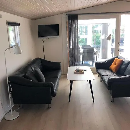Awesome In V With 2 Bedrooms, Internet And Sauna *