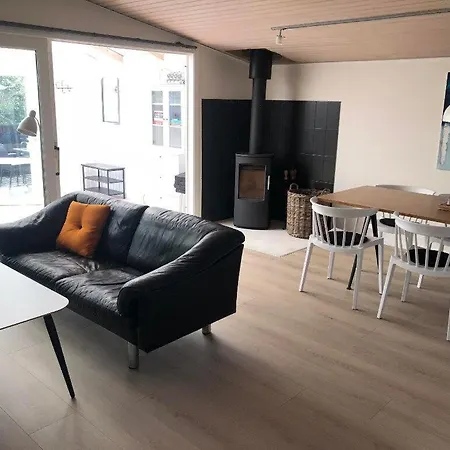 Awesome In V With 2 Bedrooms, Internet And Sauna